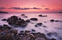 Classic artistic seascape image at dusk